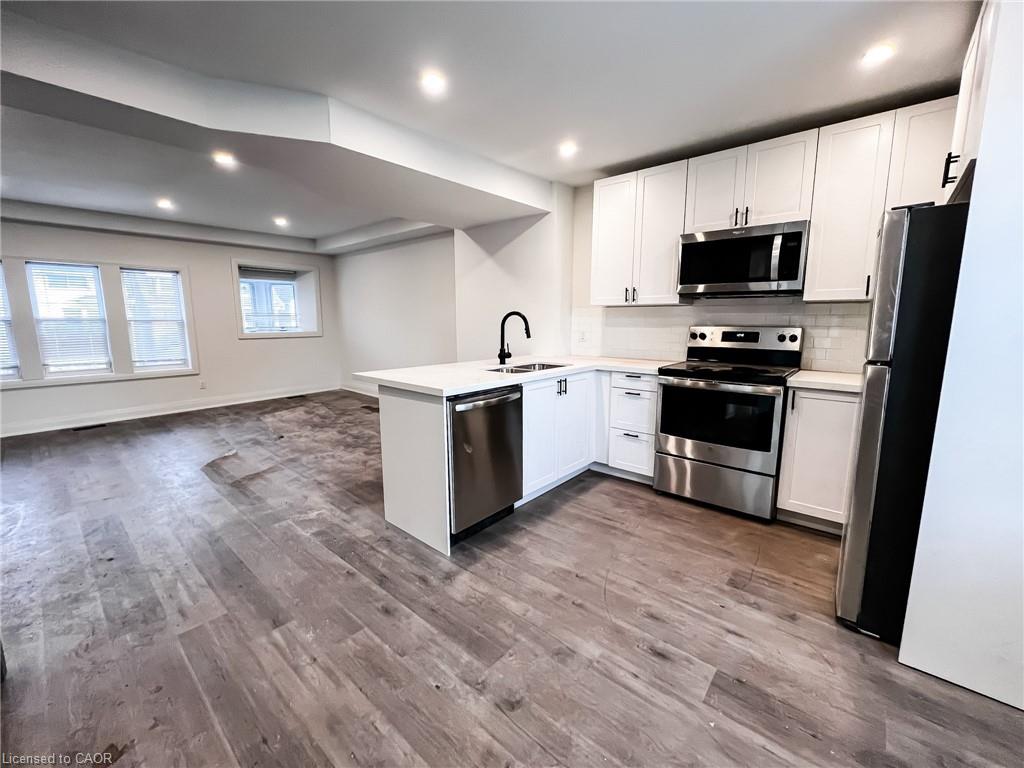 13-gibson-avenue-hamilton-ontario-40783965