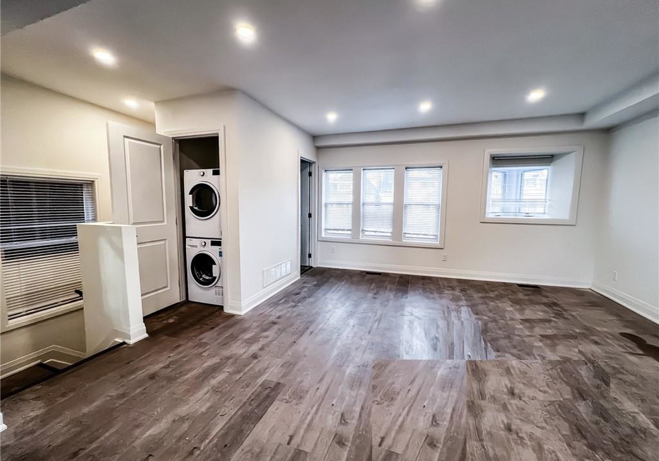13-gibson-avenue-hamilton-ontario-40783965