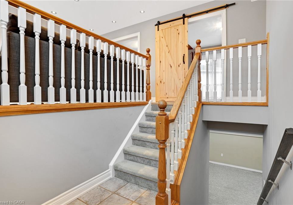 175-stirling-macgregor-drive-cambridge-ontario-40783982