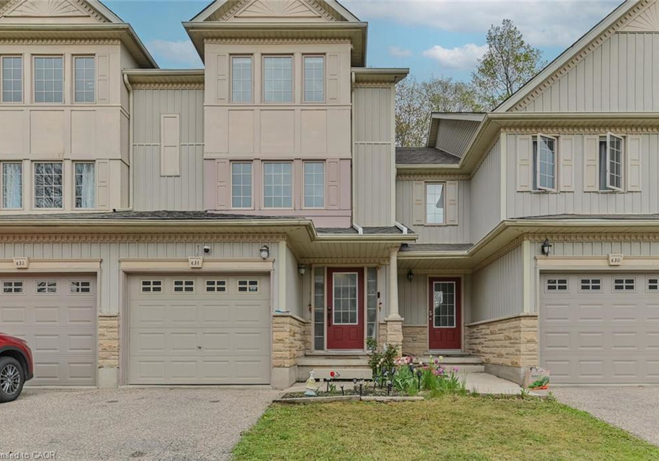 31-110-activa-avenue-kitchener-ontario-40784047