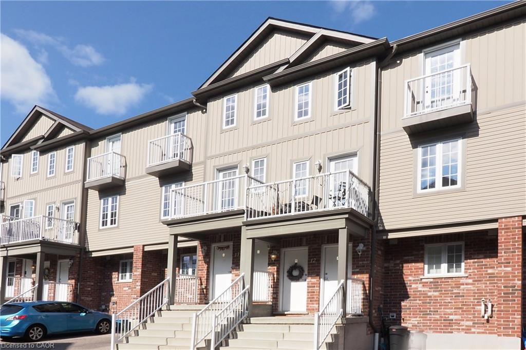 55-mooregate-crescent-kitchener-ontario-40784097
