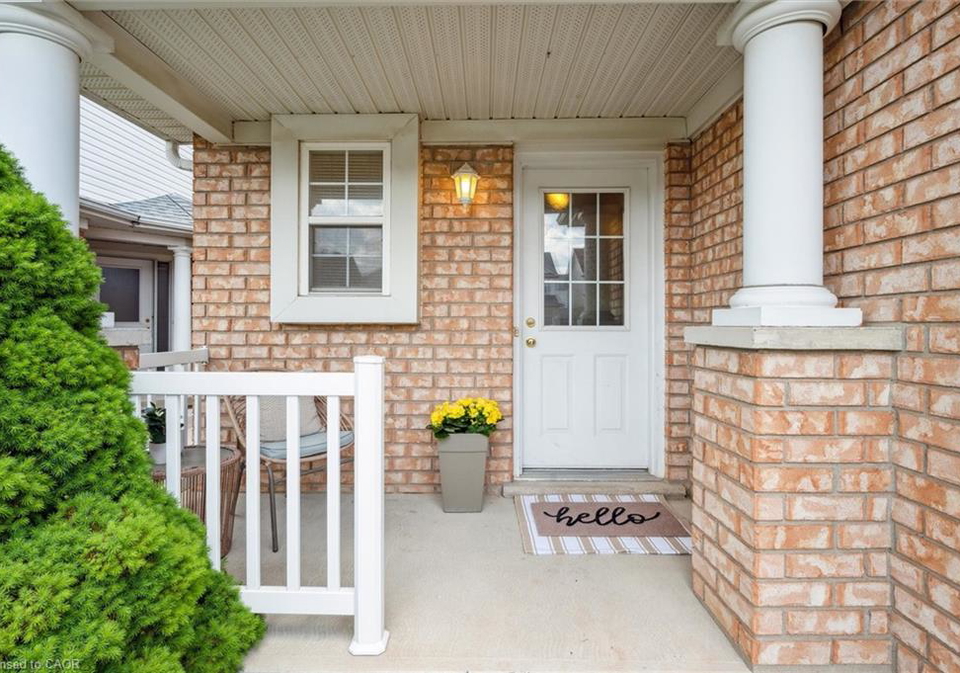 566-bonavista-drive-waterloo-ontario-40784177