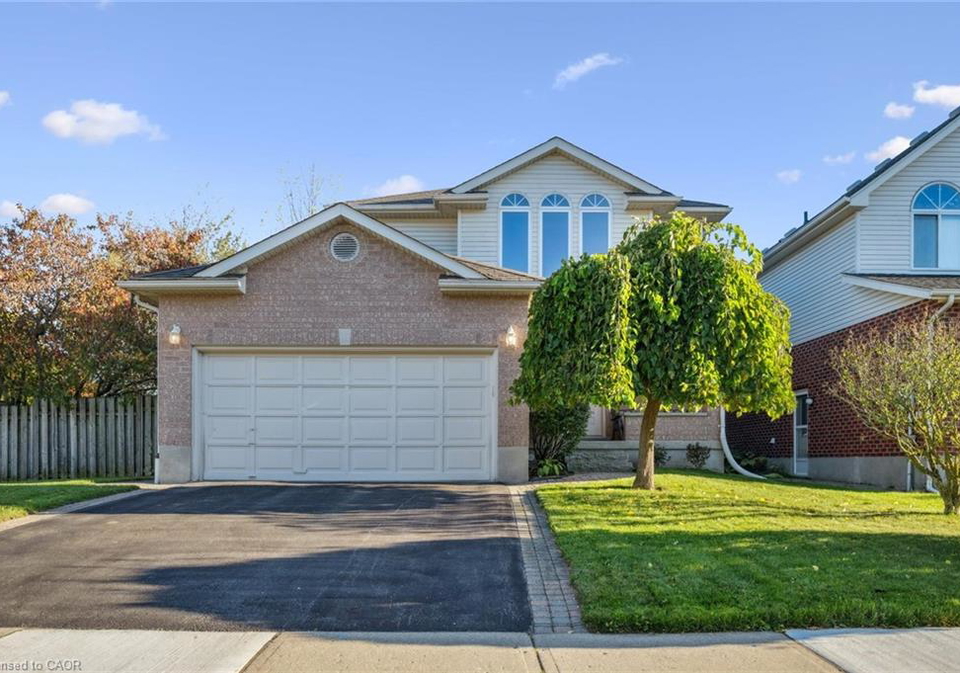690-coldstream-drive-waterloo-ontario-40784277