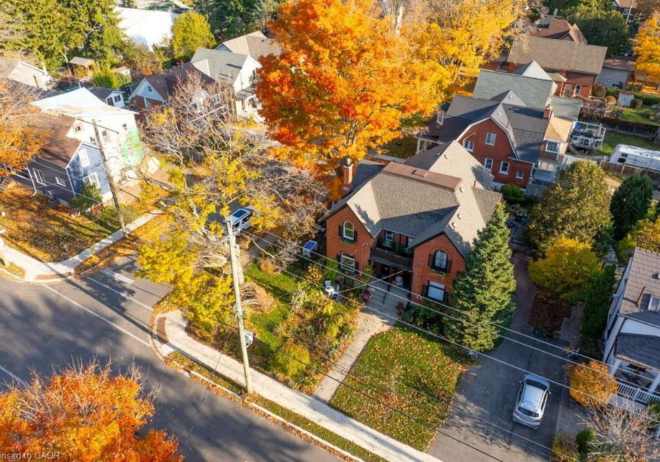 218-herbert-street-waterloo-ontario-40784279