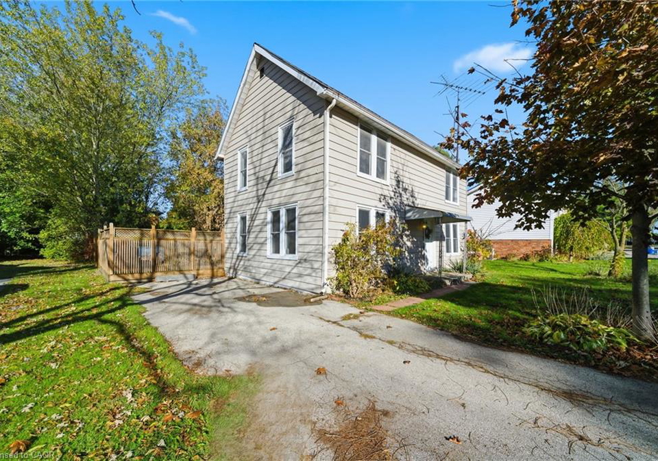 29-monson-street-jarvis-ontario-40784307