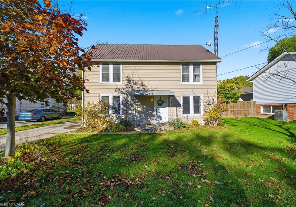 29-monson-street-jarvis-ontario-40784307