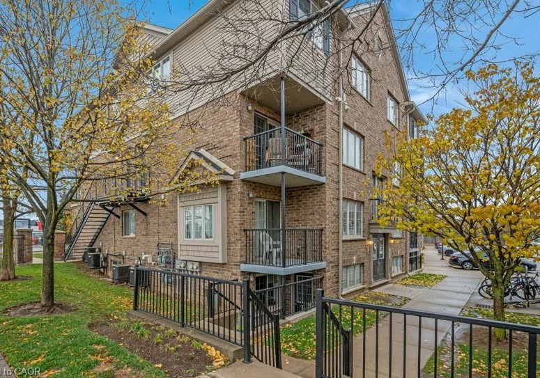 12-holborn-drive-kitchener-ontario-40784316