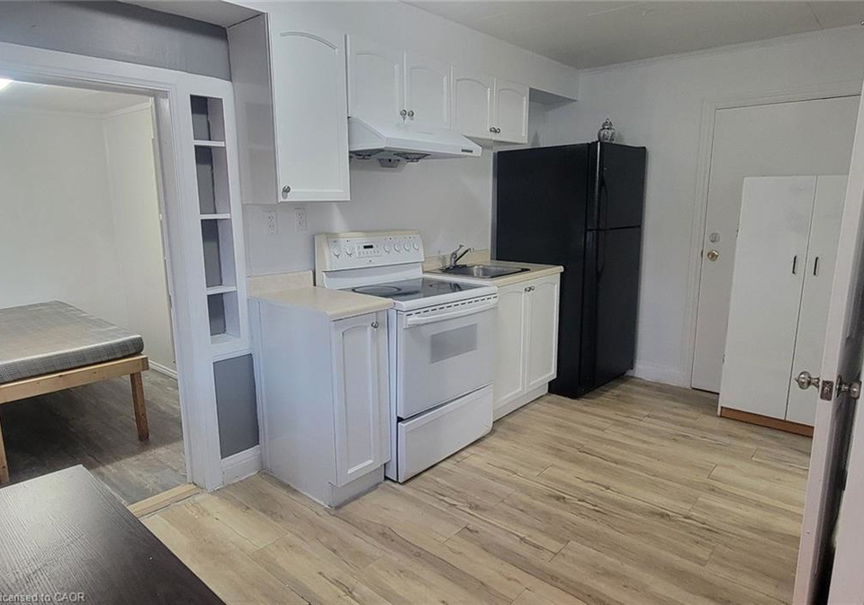 153-huber-street-kitchener-ontario-40784330