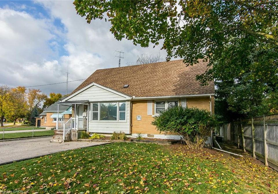 552-courtland-avenue-e-kitchener-ontario-40784453
