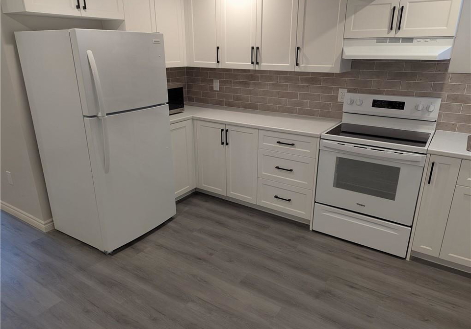 919-marl-meadow-court-kitchener-ontario-40784687