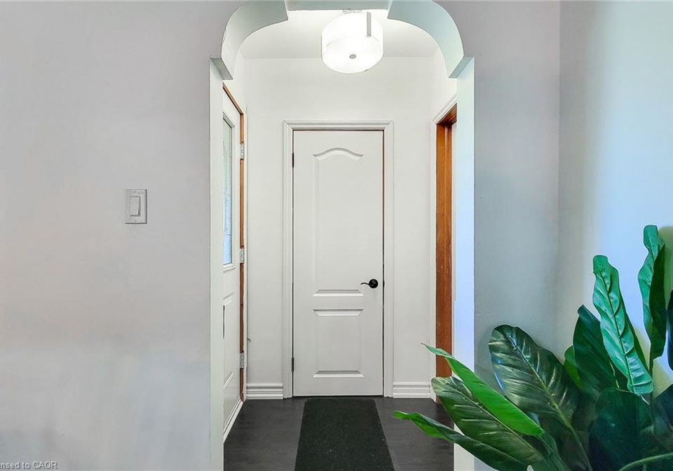 1423-merrittville-highway-welland-ontario-40784769