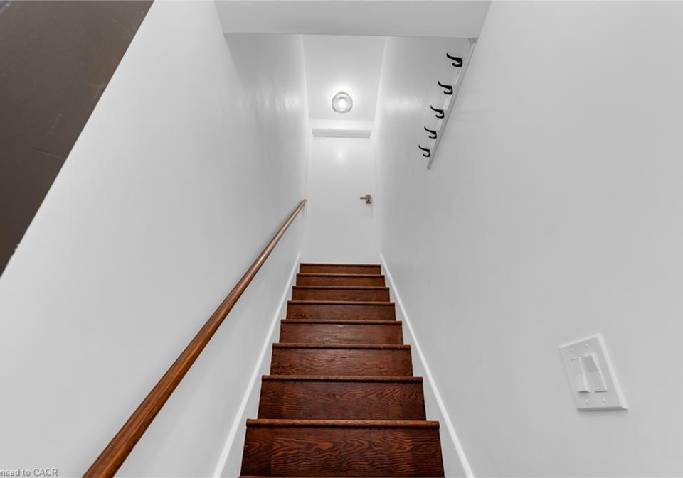 2-wardrope-avenue-stoney-creek-ontario-40784781