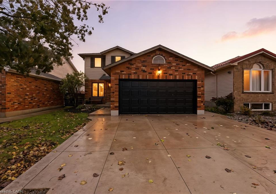 92-colin-crescent-hamilton-ontario-40784796