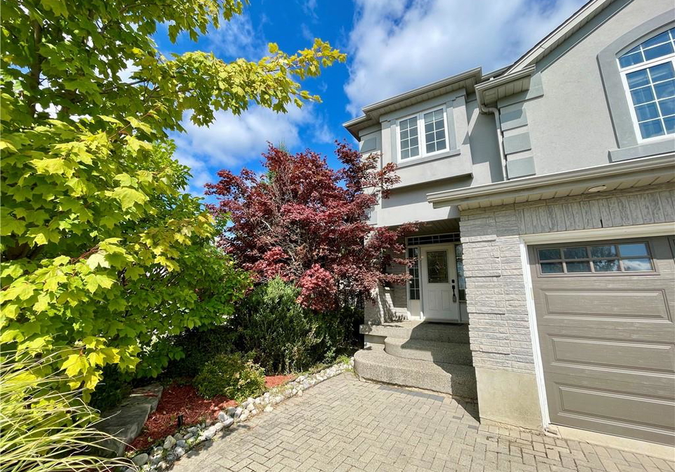 598-chesapeake-drive-waterloo-ontario-40784823