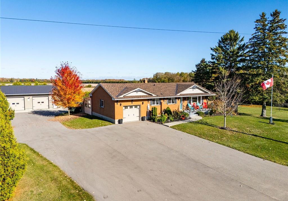 1637-windham-road-7-vanessa-ontario-40784899