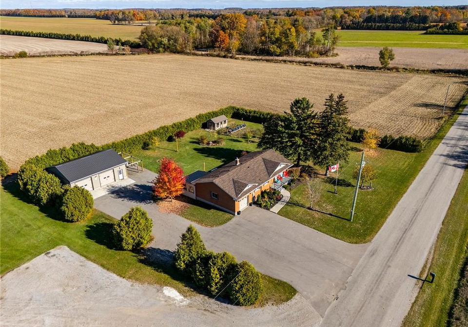 1637-windham-road-7-vanessa-ontario-40784899