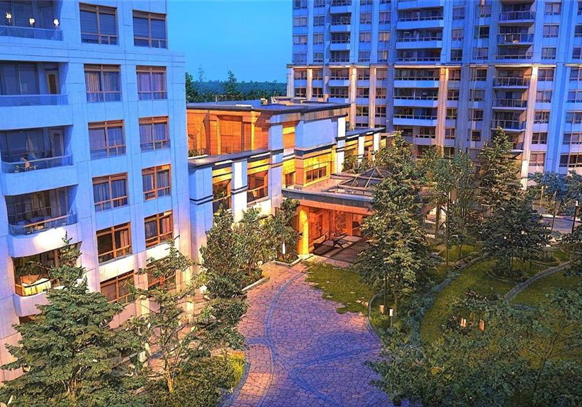 25-kingsbridge-garden-circle-mississauga-ontario-40785010
