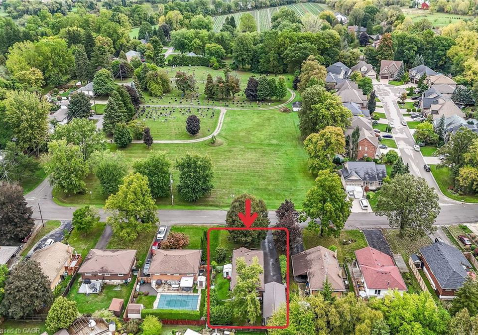 223-berwick-street-caledonia-ontario-40785013
