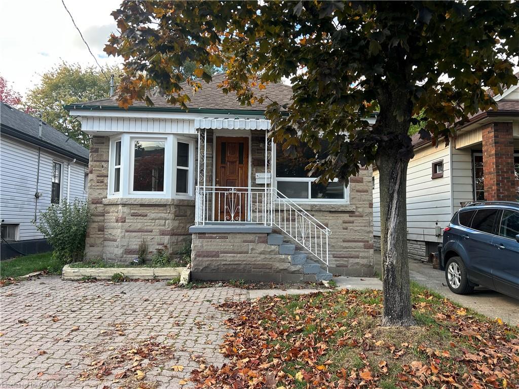105-edgemont-street-n-hamilton-ontario-40785056