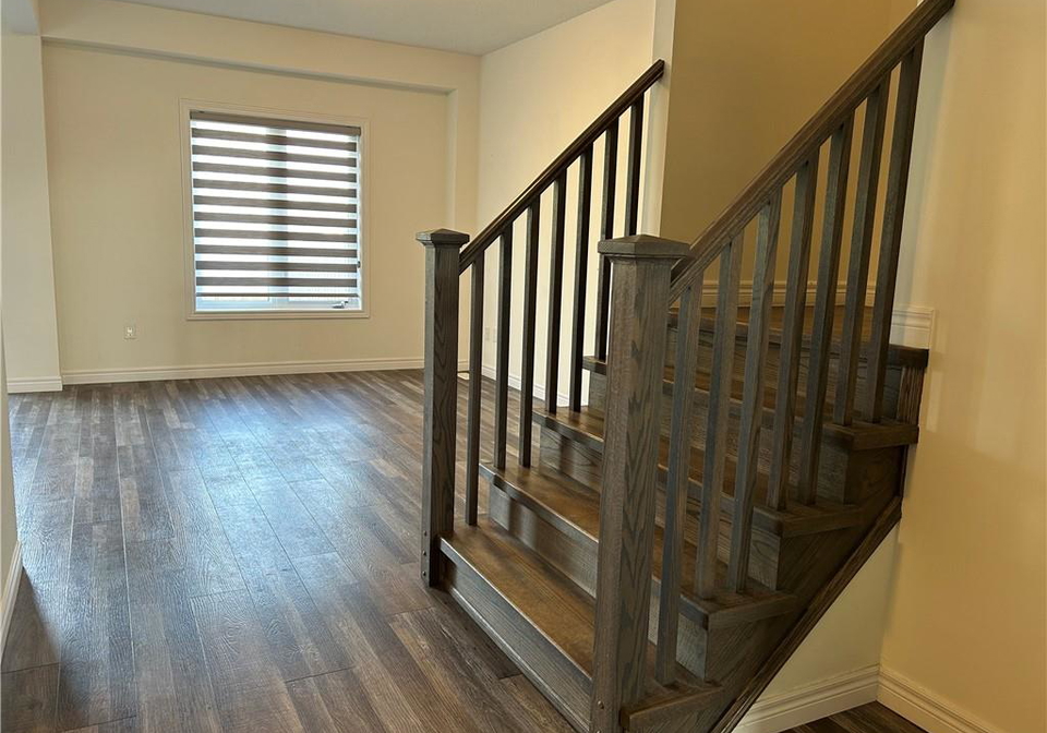 221-grandville-circle-paris-ontario-40785185