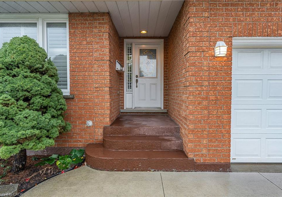 591-acadia-drive-hamilton-ontario-40785244