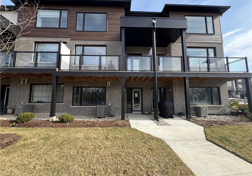 350-river-road-cambridge-ontario-40785326