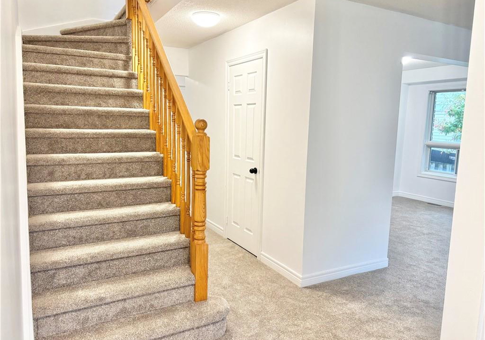 297-main-street-grimsby-ontario-40785343