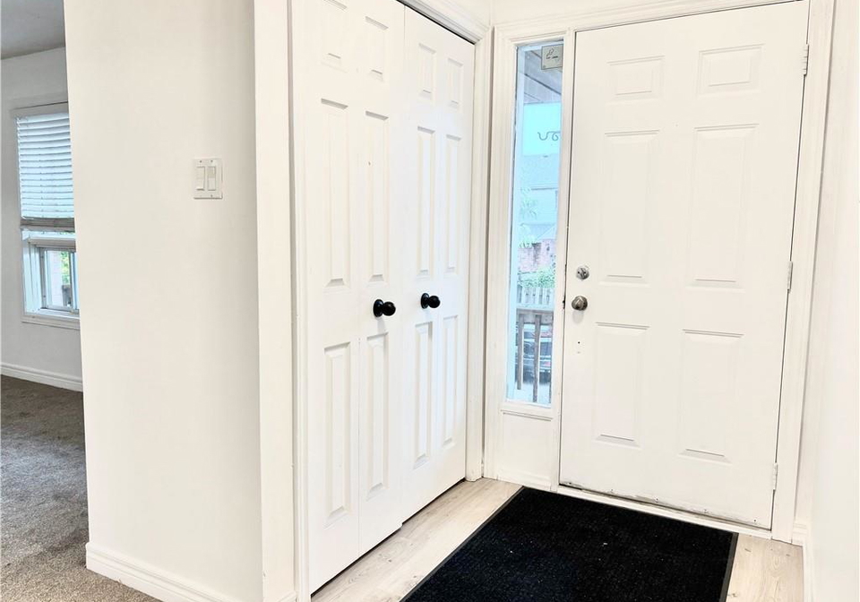 297-main-street-grimsby-ontario-40785343