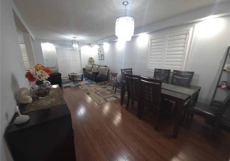 348-thomas-slee-drive-kitchener-ontario-40785377