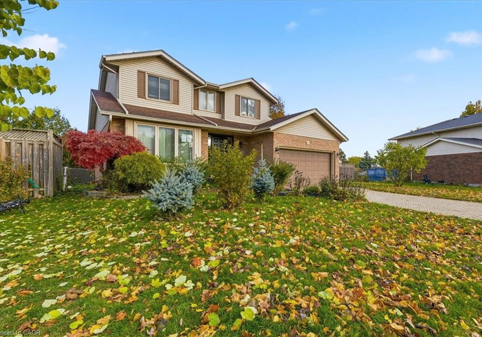 41-naskapi-street-woodstock-ontario-40785385