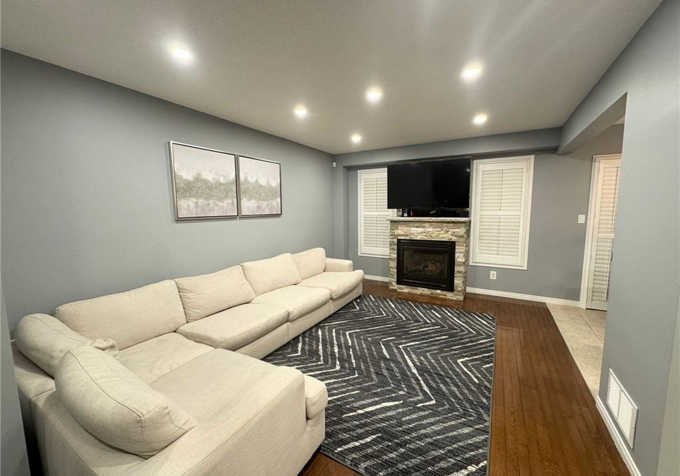 27-cornerstone-drive-stoney-creek-ontario-40785397