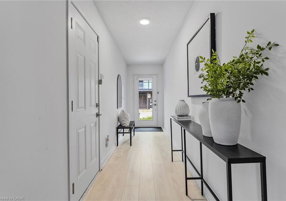 1121-cooke-boulevard-burlington-ontario-40785526