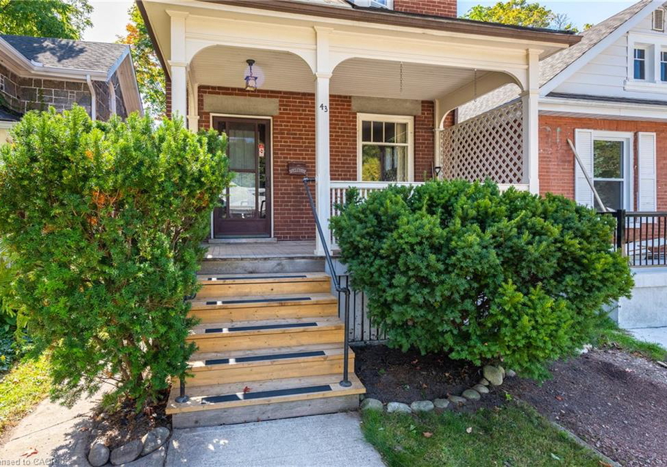 43-mcnaughton-street-cambridge-ontario-40785542
