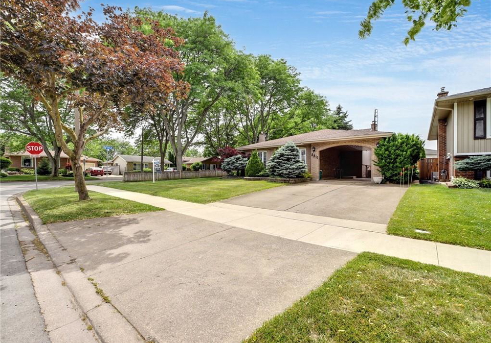 3311-fairway-road-niagara-falls-ontario-40785636