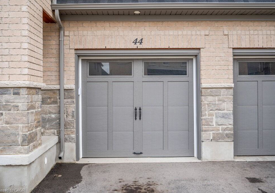 44-gleason-crescent-kitchener-ontario-40785651