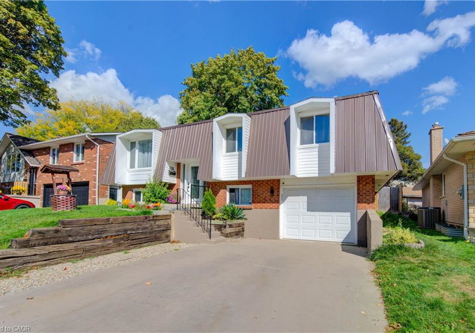320-country-hill-drive-kitchener-ontario-40785658
