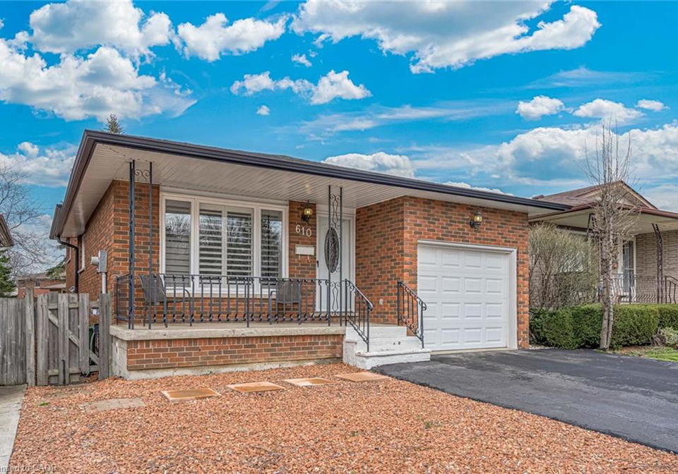 610-stone-church-road-w-hamilton-ontario-40785662