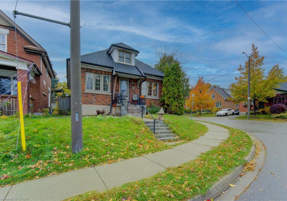 61-gruhn-street-kitchener-ontario-40785764