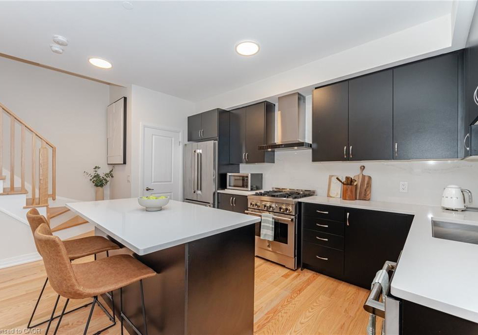 40-baynes-way-bradford-ontario-40785771