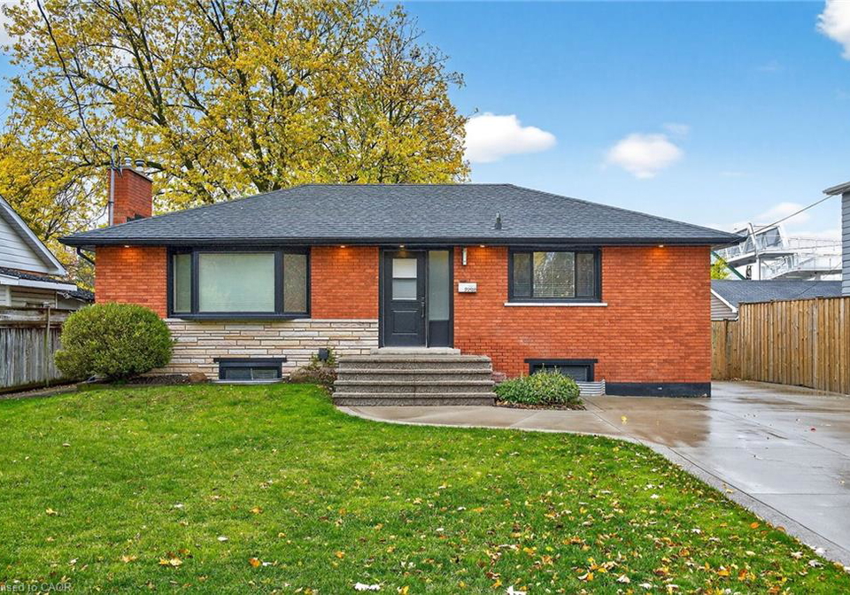 2298-fassel-avenue-burlington-ontario-40785804
