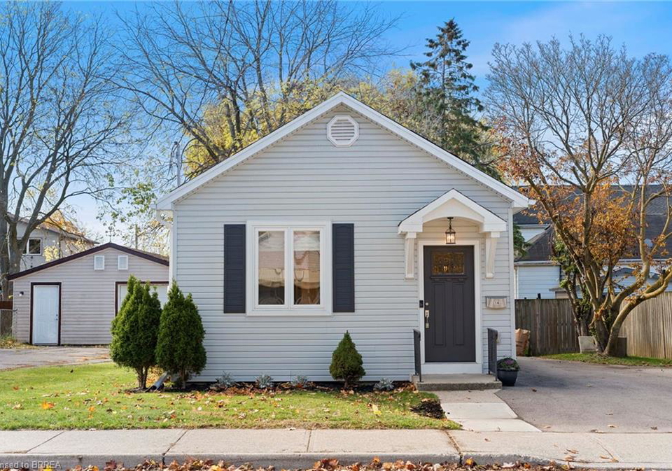 14-spring-street-brantford-ontario-40785822