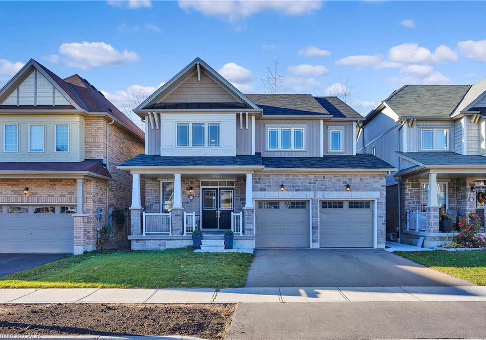 210-dolman-street-breslau-ontario-40785831