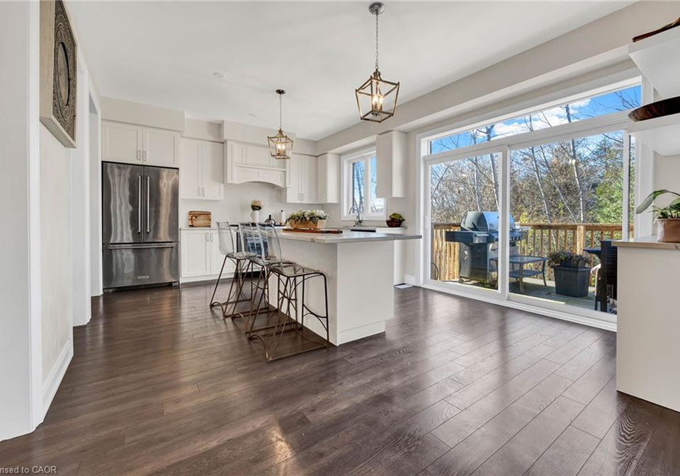 210-dolman-street-breslau-ontario-40785831