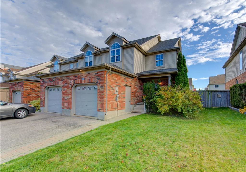 63-swartz-street-kitchener-ontario-40785836