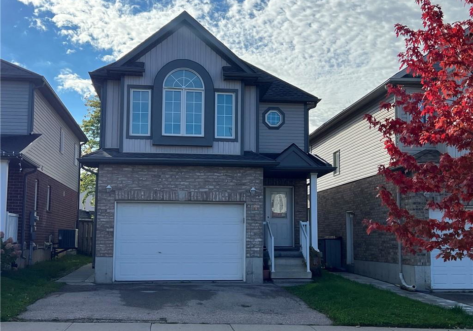 14-iron-gate-street-kitchener-ontario-40785848