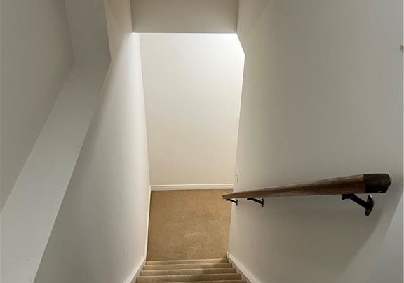 14-iron-gate-street-kitchener-ontario-40785848