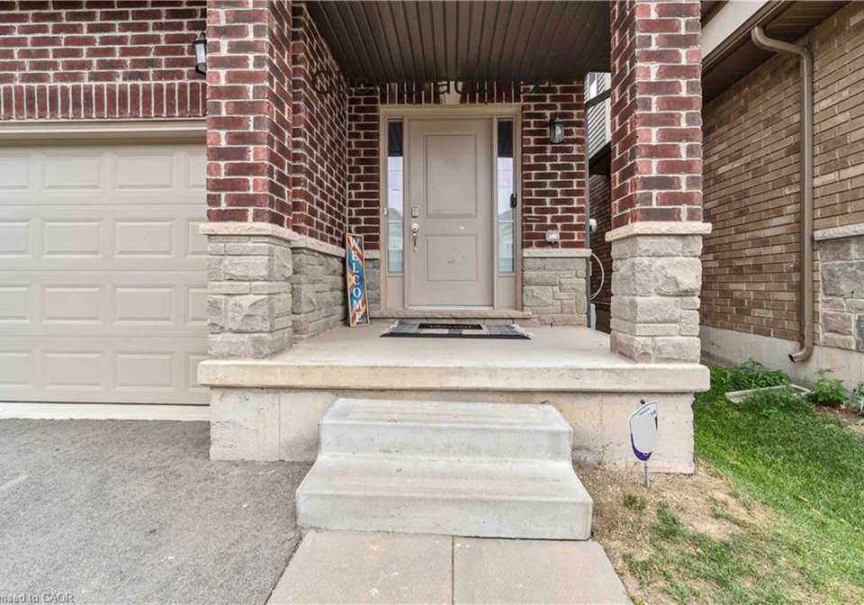 92-bethune-avenue-hamilton-ontario-40785933