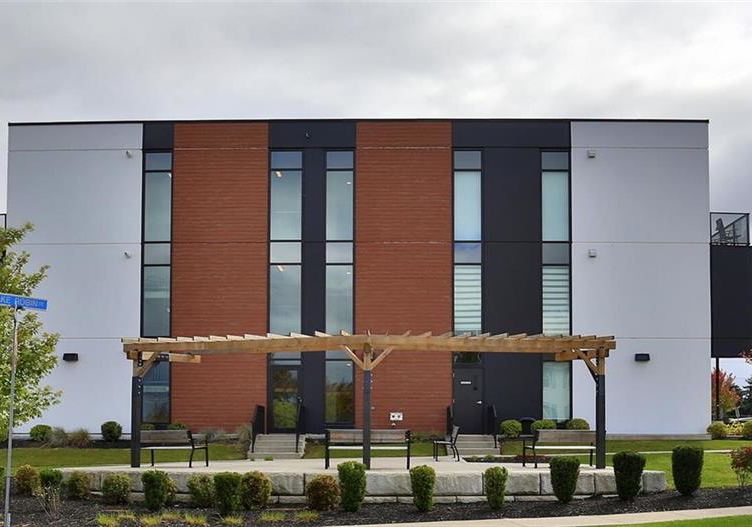 5-wake-robin-drive-kitchener-ontario-40786031