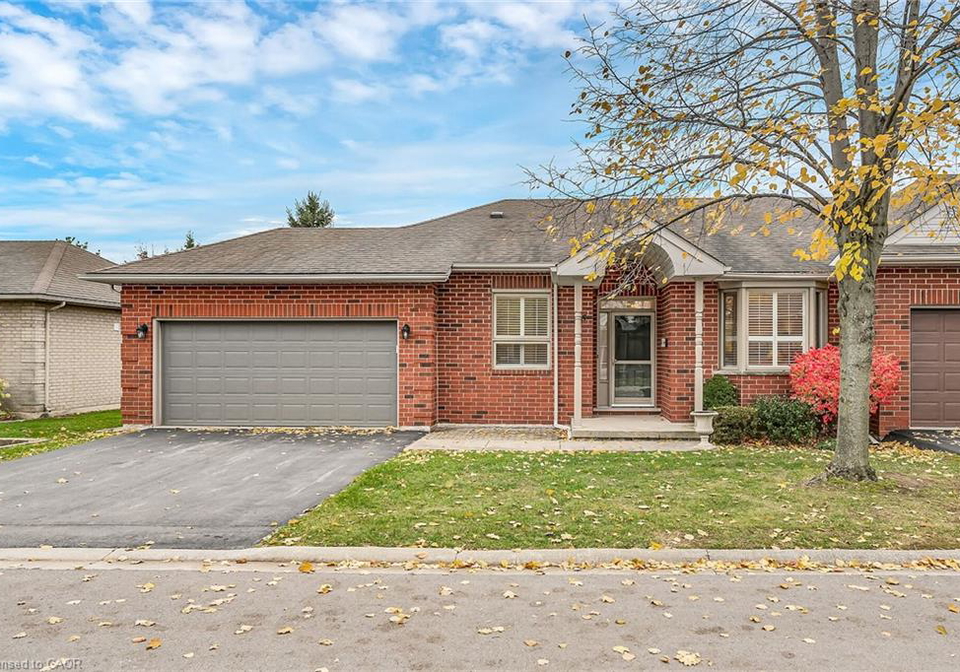55-riveroaks-drive-mount-hope-ontario-40786244