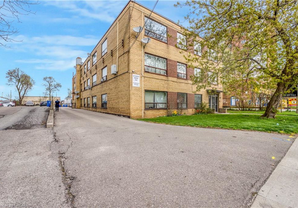 295-melvin-avenue-hamilton-ontario-40786342
